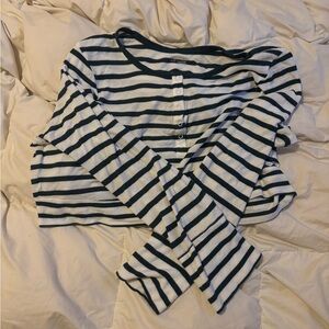 Offline/American Eagle Crop Top